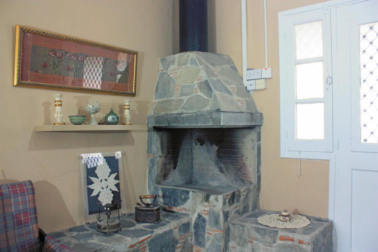 Laoni Guest House in Moutoullas, Marathasa Limisso Esterno foto